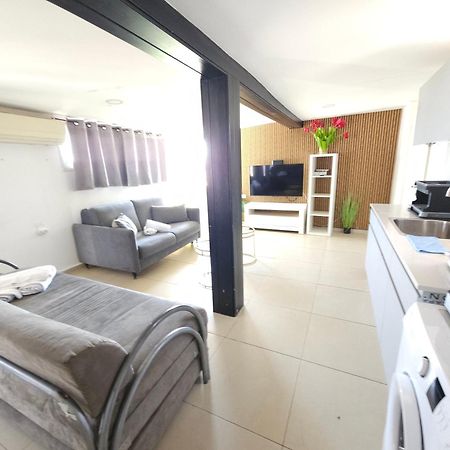 Barak Royal Suites 20 Sea View - ג'קוזי בחצר ומרפסות עם נוף לים Eilat Exteriör bild