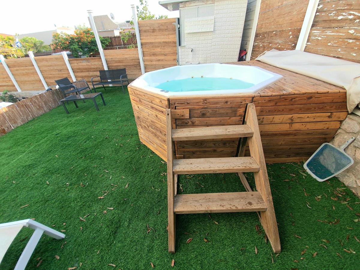 Barak Royal Suites 20 Sea View - ג'קוזי בחצר ומרפסות עם נוף לים Eilat Exteriör bild